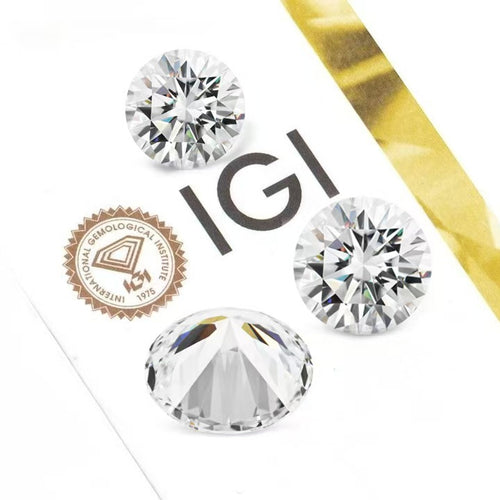"Instagram-style" 3-in-1 stackable lab-grown diamond ring, accompanied by an IGI international certificate—suitable as a wedding or anniversary ring (D color, VS clarity).